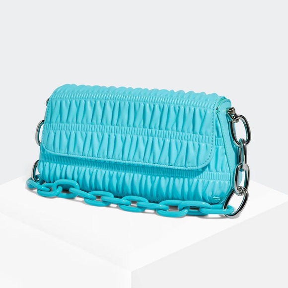 NWOT HOW WE FASHION 2.0 House of Want Baby Blue Shirring Chain Shoulder Baguette - Picture 3 of 13